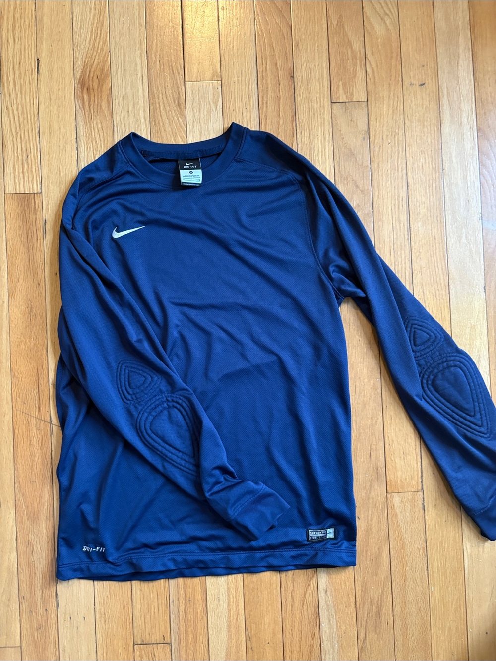 Nike Men’s S Navy Long-Sleeve Dri-FIT GOALKEEPER Jersey